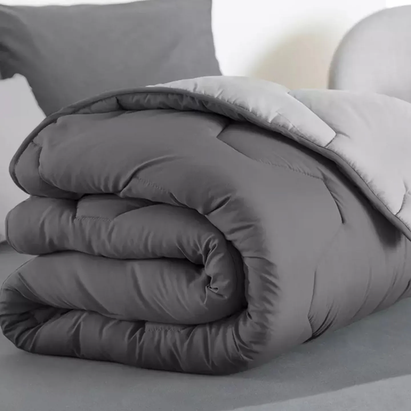Couette bicolore 200x200 gris foncé et gris clair*IDMarket Hot